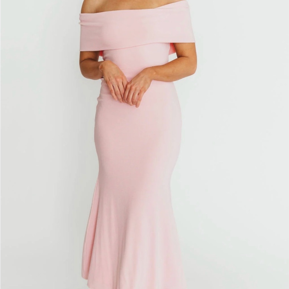 Monroe Maxi dress in dusty pink 
Bump friendly